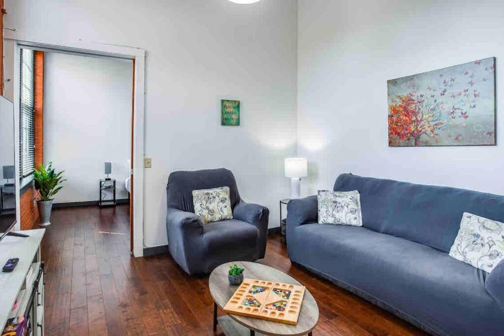 Ny Style Centric Loft With King Bed By Park Av. Apartment Rochester Exterior photo